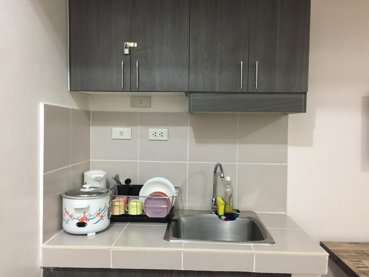Cityland Jane'S Apartment Tagaytay City Buitenkant foto